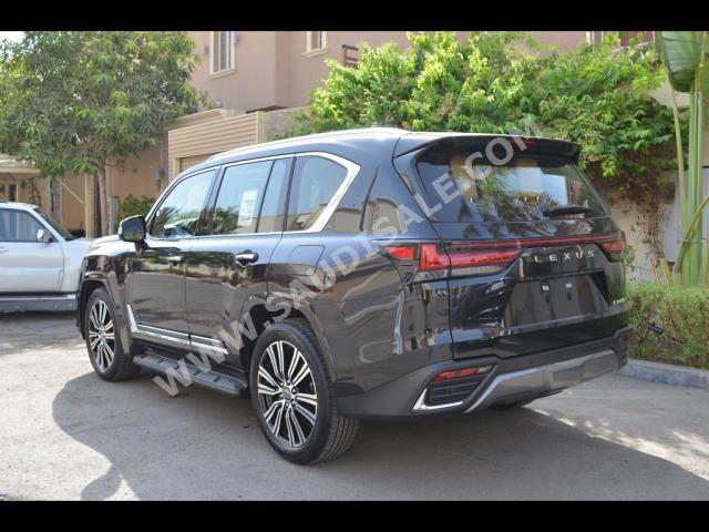 2023 لكزس إل إكس 600