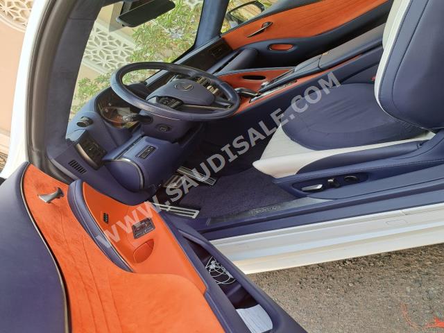 2018 لكزس إل سي 500