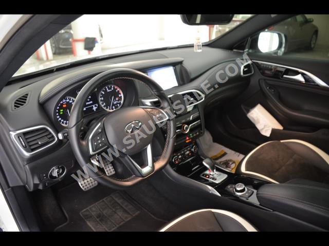 2019 Infiniti Q 30s