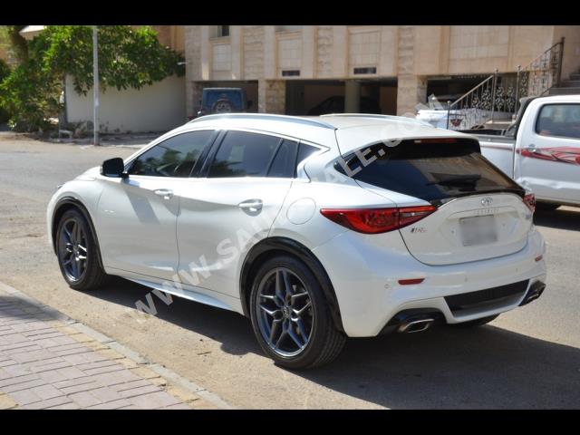 2019 Infiniti Q 30s