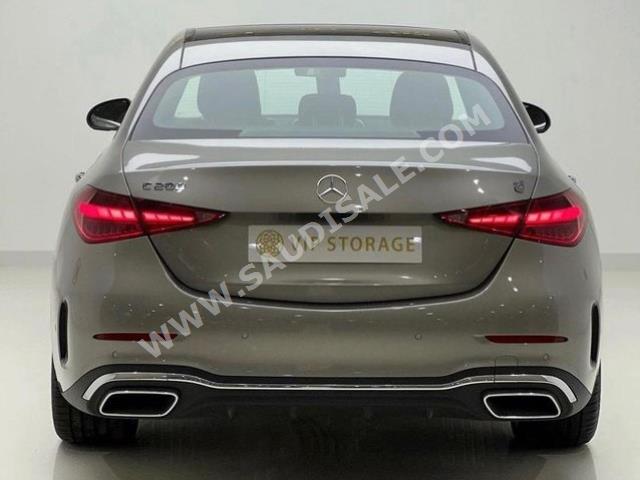 2022 مرسيدس - بنز سي 200