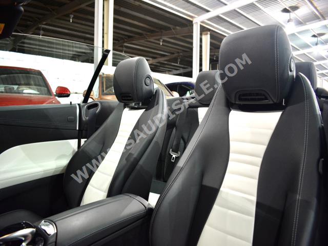 2021 مرسيدس - بنز إي 200 كوبيه أي إم دي