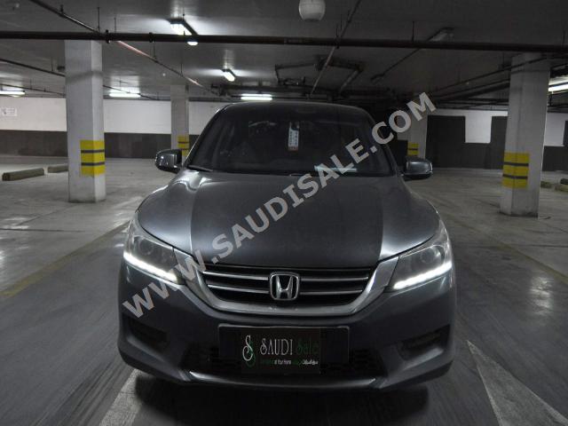 2013 هوندا اكورد