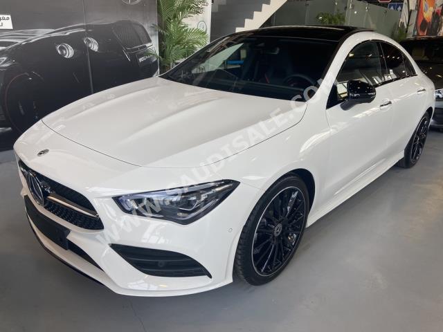 2022 مرسيدس - بنز سي إل أي 200