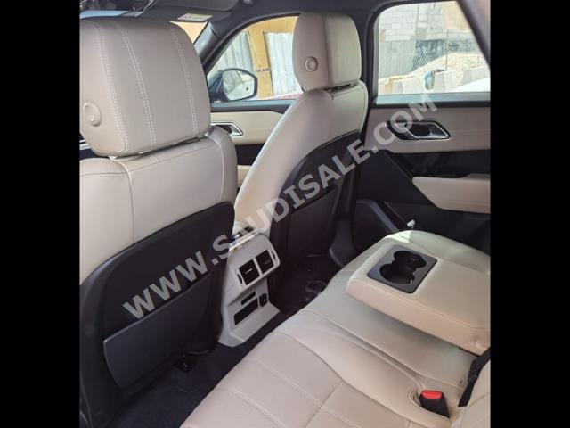 2018 لاند روفر رينج روفر فيلار أر - دايناميك