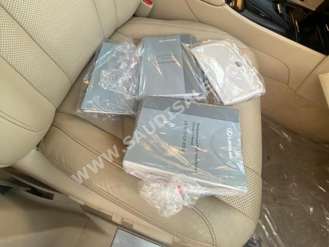 2019 لكزس إل إكس 570 اس