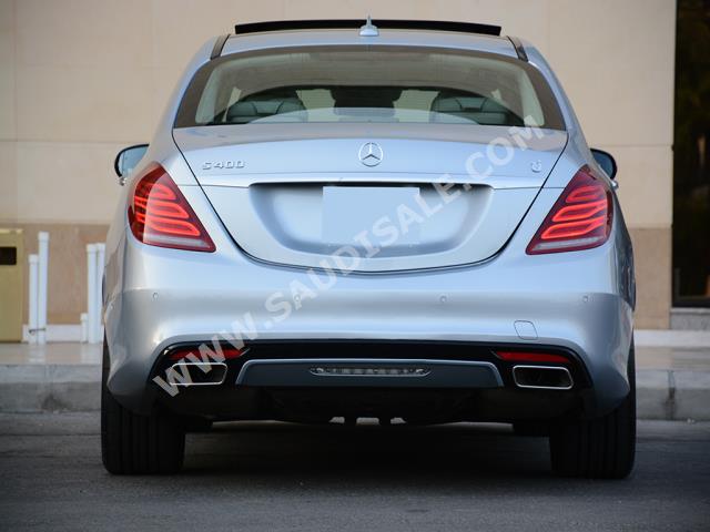 2017 مرسيدس - بنز إس 400 أي إم جي