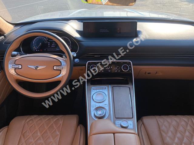 2021 جينيسيس جي في 80