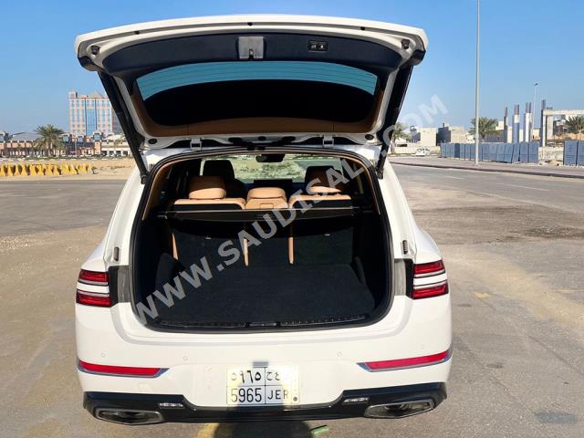 2021 جينيسيس جي في 80