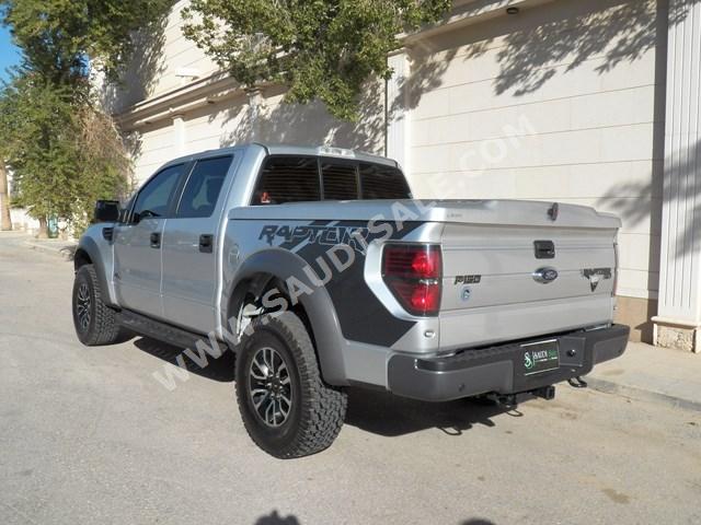 2013 فورد اف 150 رابتور