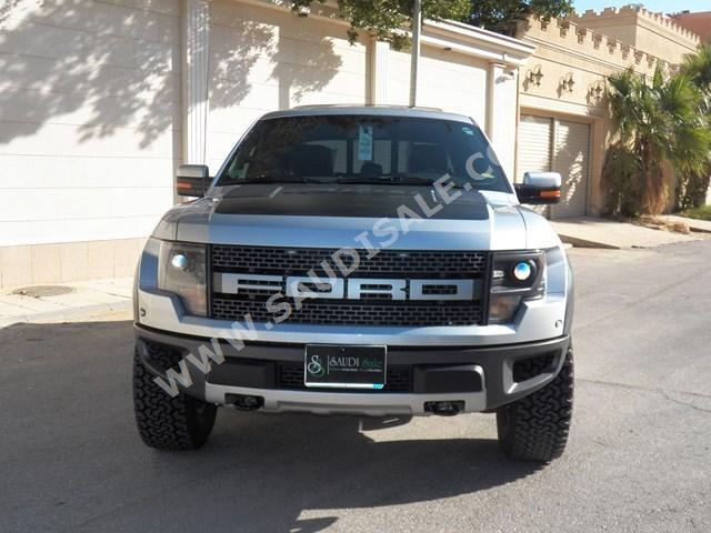 2013 فورد اف 150 رابتور