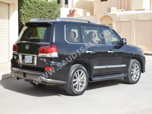 2014 Lexus LX 570