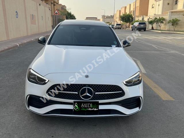 2022 مرسيدس - بنز سي 300