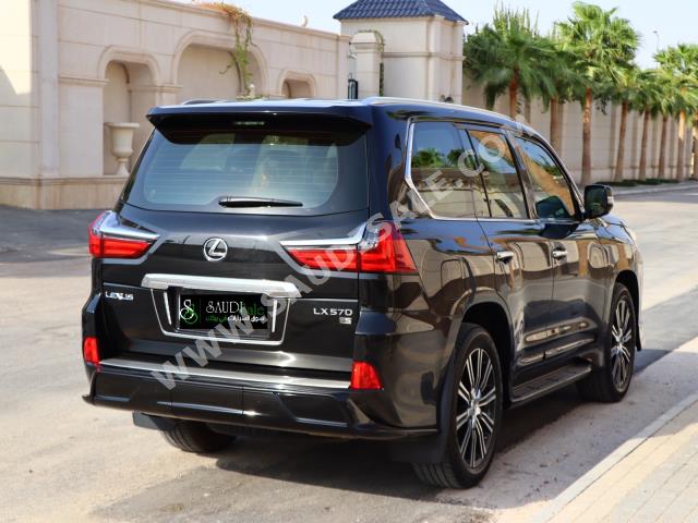 2021 لكزس إل إكس 570 اس