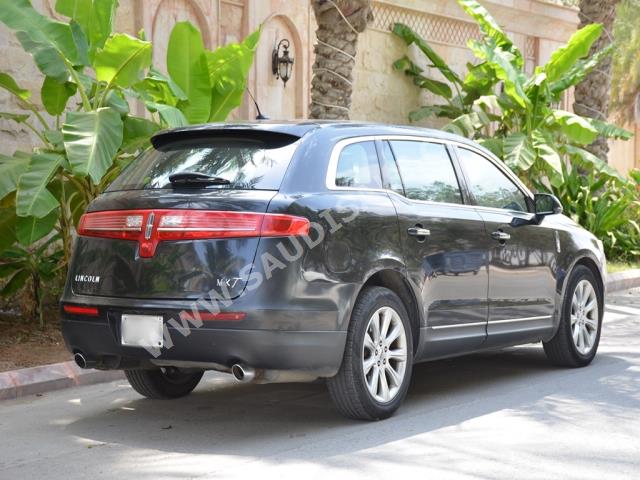 2014 Lincoln MKT