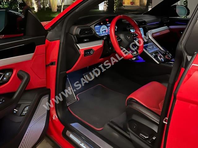 2019 لمبرجيني اوروس