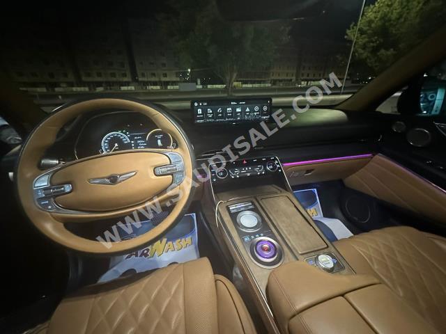 2021 جينيسيس جي في 80