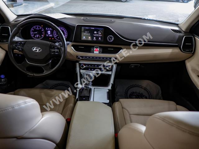 2018 هيونداي ازيرا