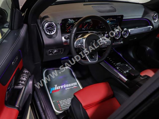 2022 مرسيدس - بنز جي إل بي 200