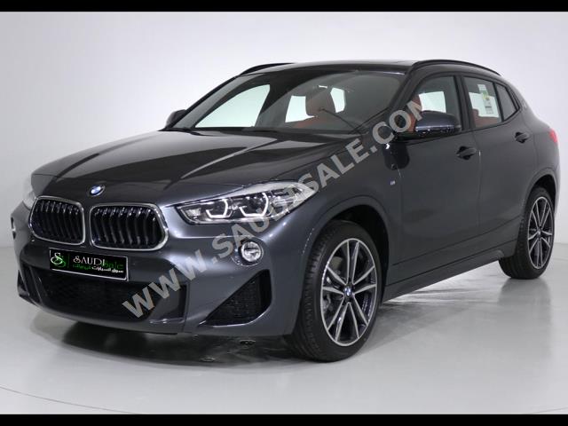 2021 بي ام دبليو الفئة اكس 2