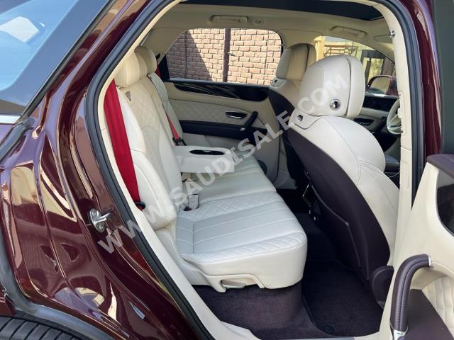 2019 بنتلي بنتايجا