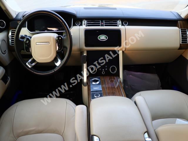 2019 لاند روفر رينج روفر اتش اس اي