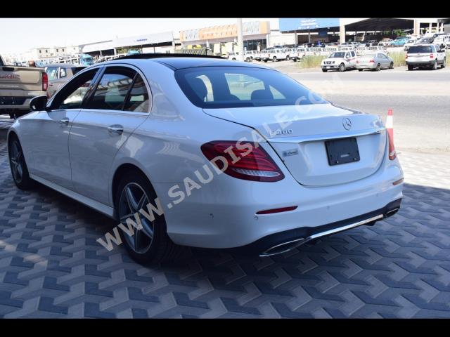 2018 مرسيدس - بنز إي 300