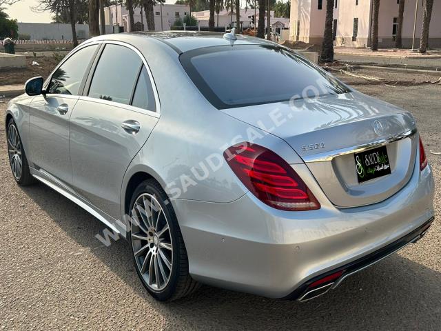 2016 مرسيدس - بنز إس 500 أي إم جي