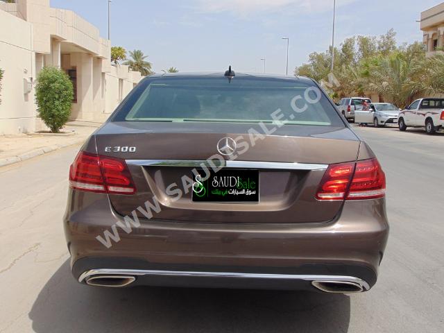 2014 Mercedes-Benz E 300