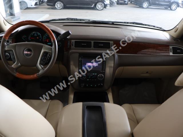 2012 جي ام سي يوكون اس ال تي