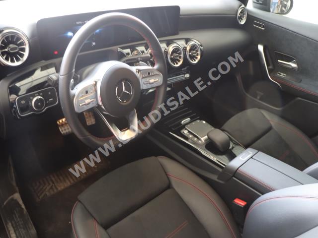 2022 مرسيدس - بنز أي 200