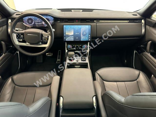 2022 لاند روفر رينج روفر فيرست اديشن