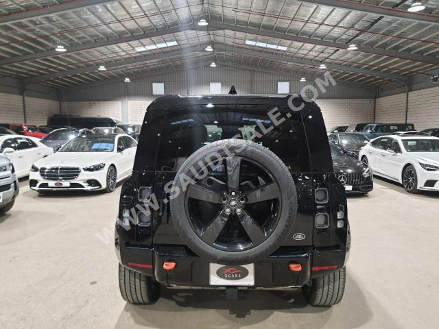 2023 لاند روفر ديفيندر اكس