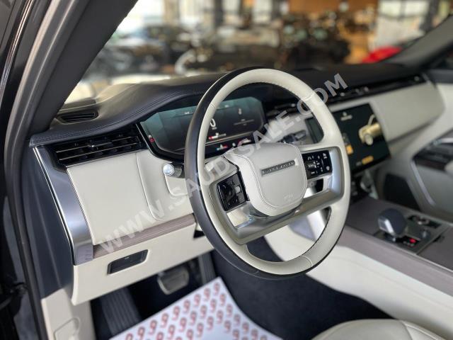 2022 لاند روفر رينج روفر فيرست اديشن