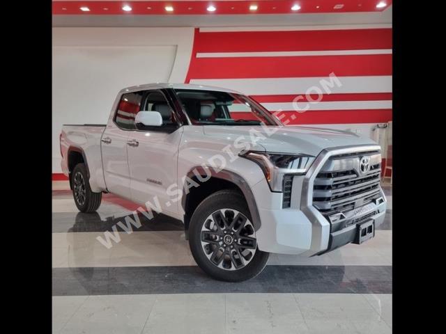 2022 تويوتا تندرا كرو ماكس ليمتيد