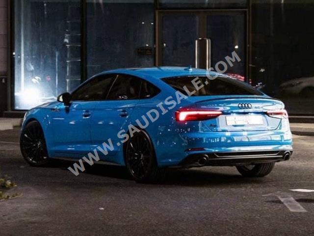 2019 اودي اي 5 40 تي اف اس اي اس لاين