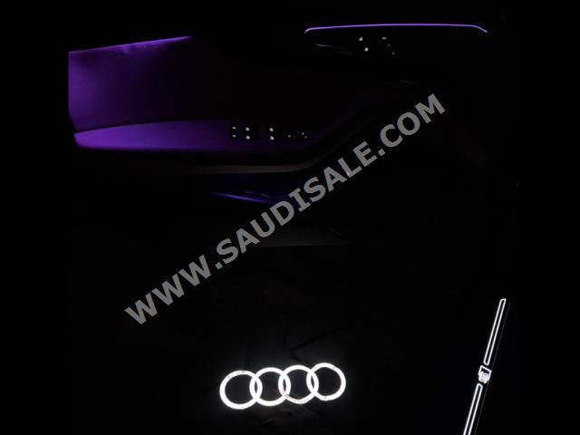 2019 اودي اي 5 40 تي اف اس اي اس لاين