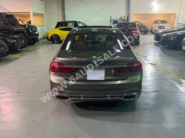 2019 بي ام دبليو الفئة السابعة 740 إل أي