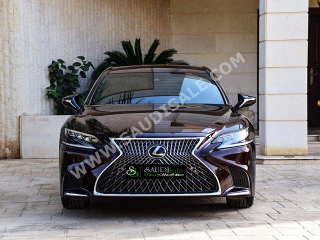 2018 Lexus LS 500h