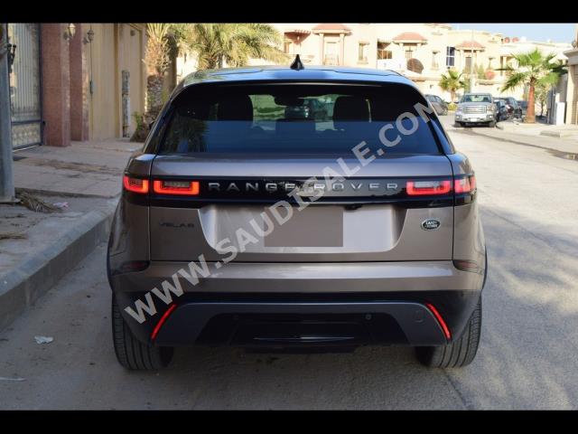 2022 لاند روفر رينج روفر فيلار أر - دايناميك