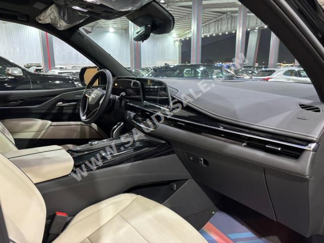 2023 كاديلاك اسكاليد بلاتينيوم