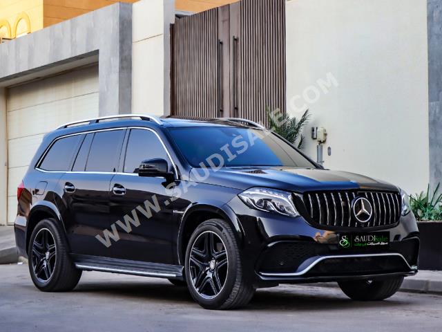 2015 مرسيدس - بنز جي إل 500 أي إم جي