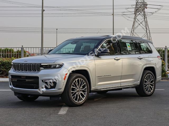 2023 Jeep Grand Cherokee Summit