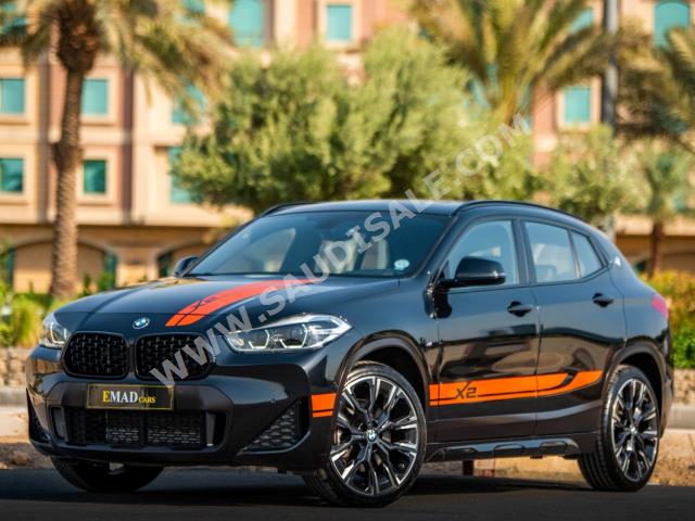 2022 بي ام دبليو الفئة اكس 2