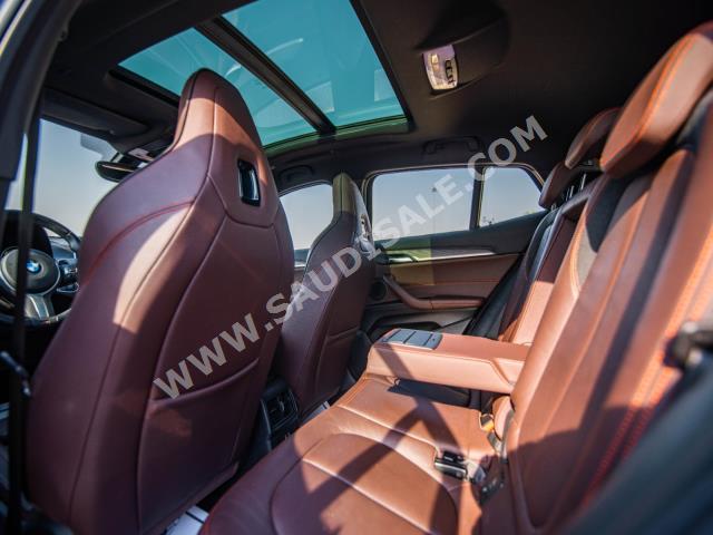 2022 بي ام دبليو الفئة اكس 2