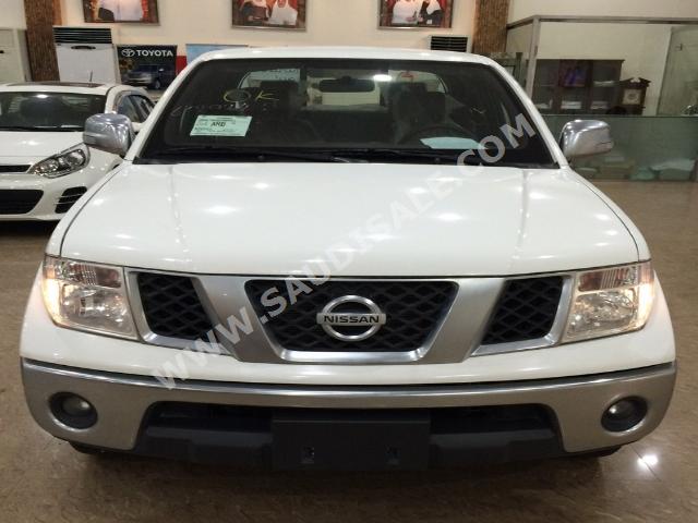 2015 نيسان نافارا