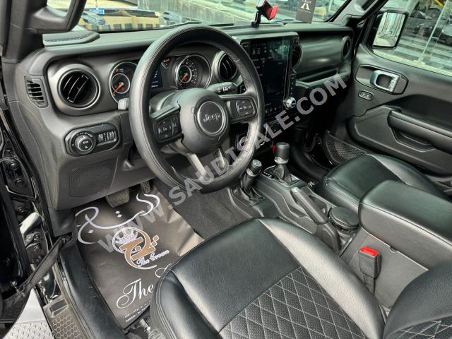 2021 جييب جلادياتور سبورت