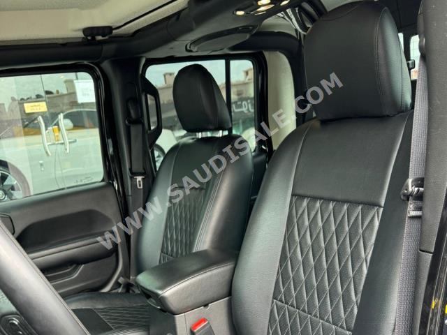 2021 جييب جلادياتور سبورت