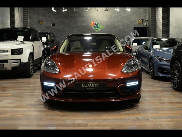 2021 بورش بانميرا 4 اس اكسيكيتف