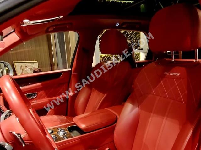 2017 بنتلي بنتايجا الاصدار الاول